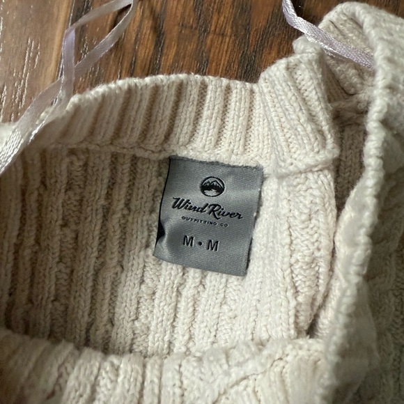Elegant Beige Cable Knit Sweater - Picture 6 of 6